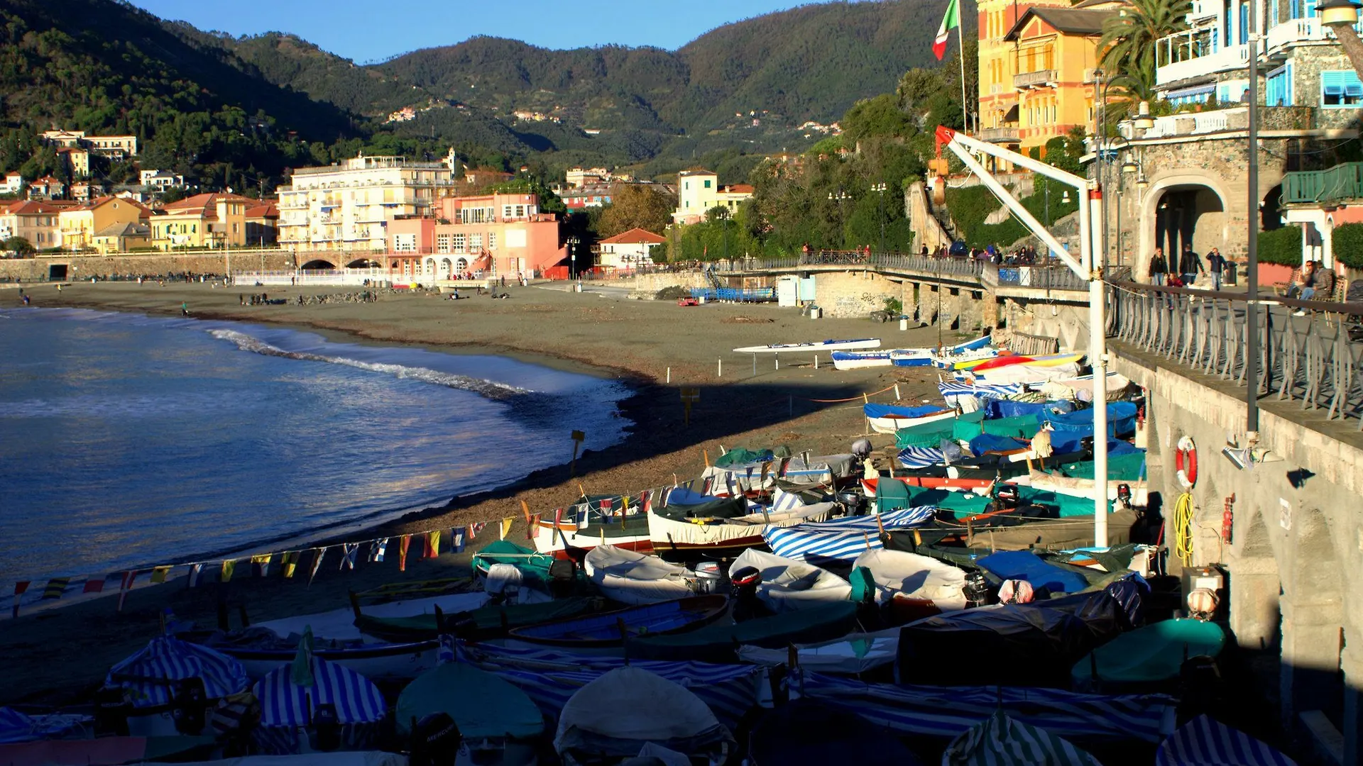 Affittacamere Il Borgo Levanto 3*,